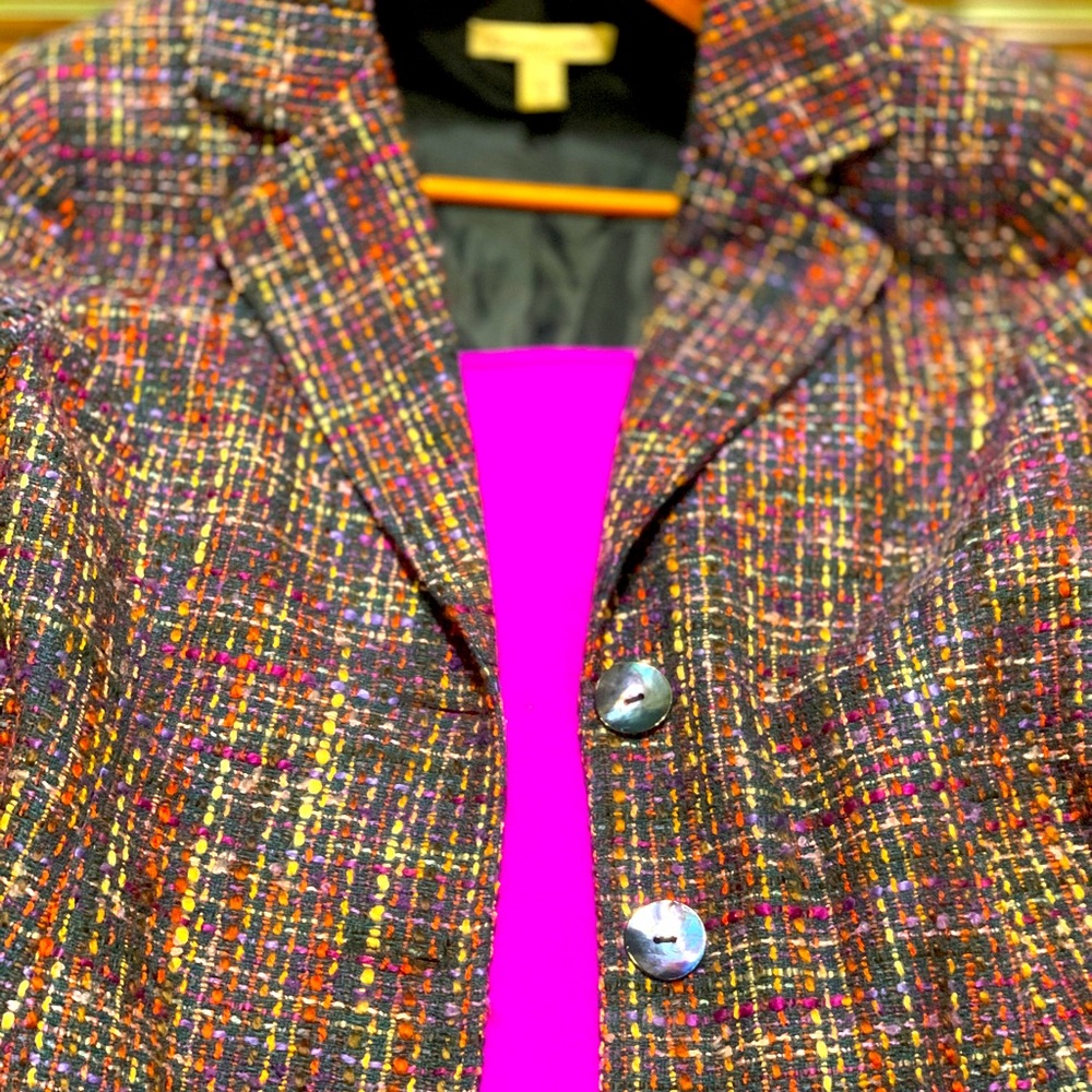 Beautiful multi color blazer. Size L